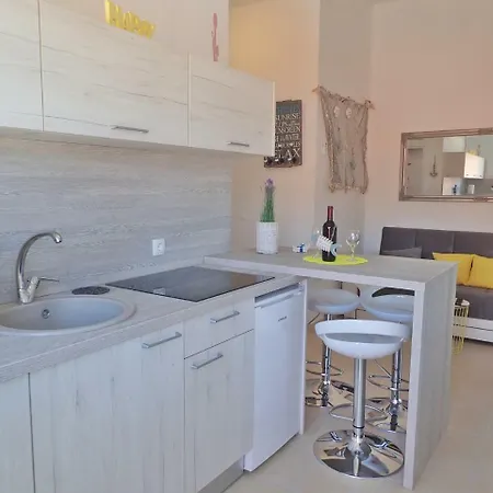 Apartment Ela Enjoy Breathtaking Seaview Seline Exterior photo